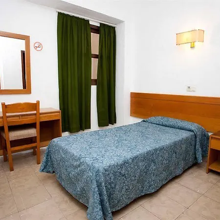 Arcadia Hotell 2*